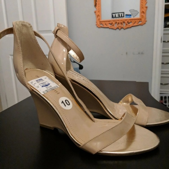 Wedges - Picture 2 of 4